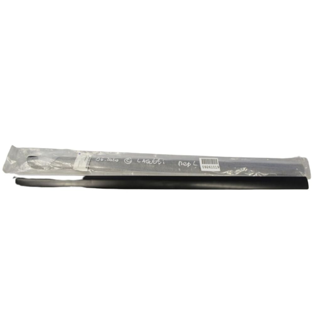 Product Code : 96545651 - Chevrolet Lacetti Left Front Door Moulding GM Genuine 96545651