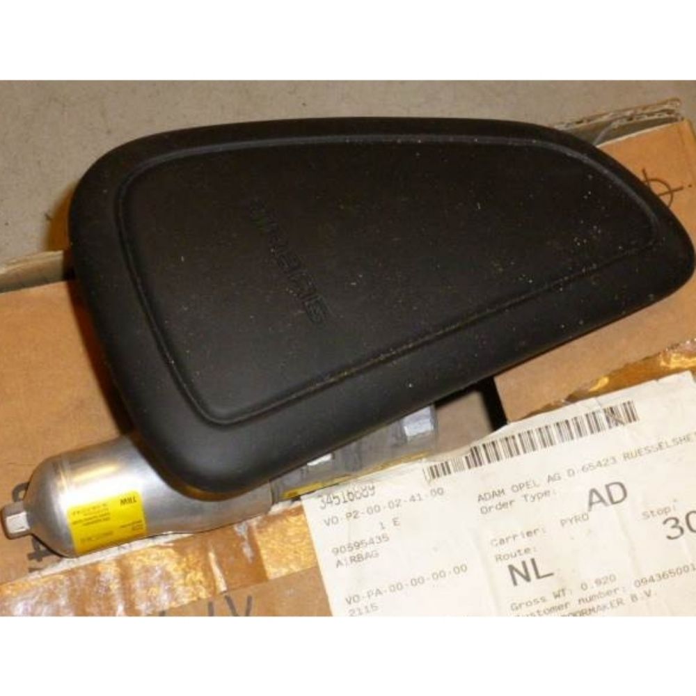 Product Code : 90517143 - Opel Astra G, Vectra B Right Passenger Side Airbag GM Genuine 13128720