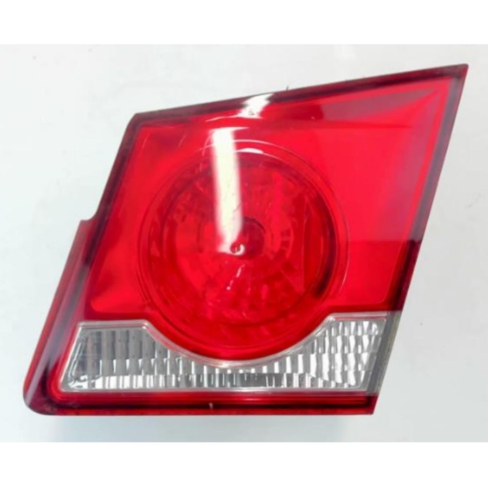 Chevrolet Cruze Right Inner Stop Lamp Korea Imported 96830495 - 95971551