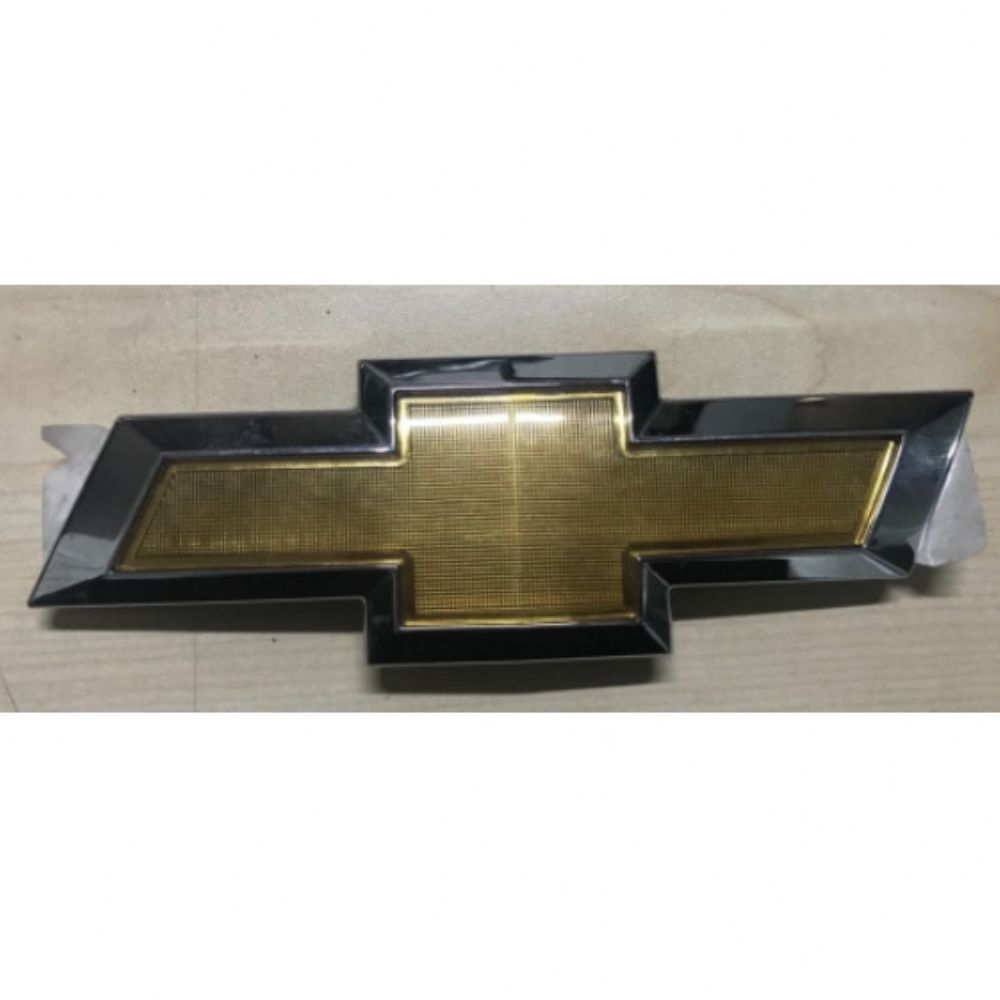 Chevrolet Aveo T300 Front Grille Emblem (Sticker Scratch) GM Original 1386539