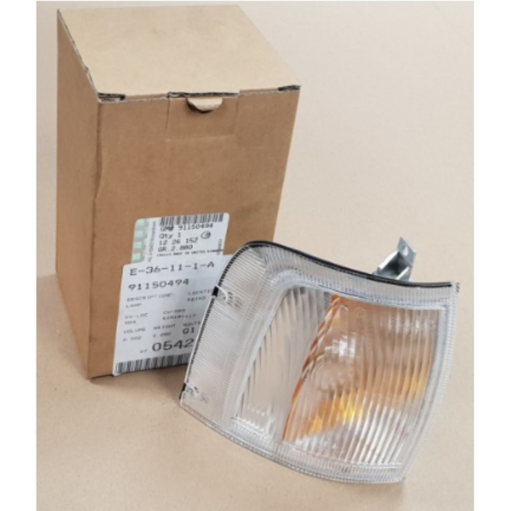 Product Code : 91150494 - Opel Frontera A Right Front Turn Signal Lamp After 1992 GM Original 91150494 - 1226152