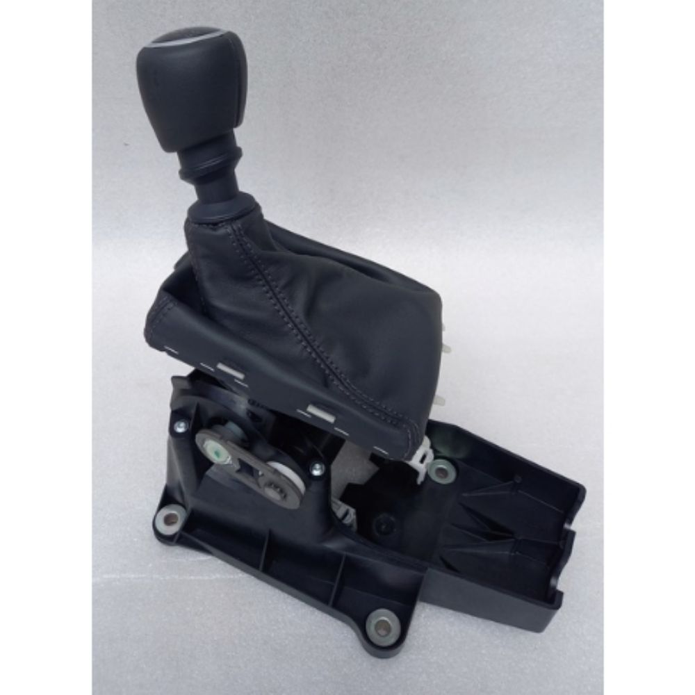 Product Code : 55557633 - Opel Vectra C, Signum Manual 5 Forward Gear Lever Leather Complete (KY) 55557633 - 5738042