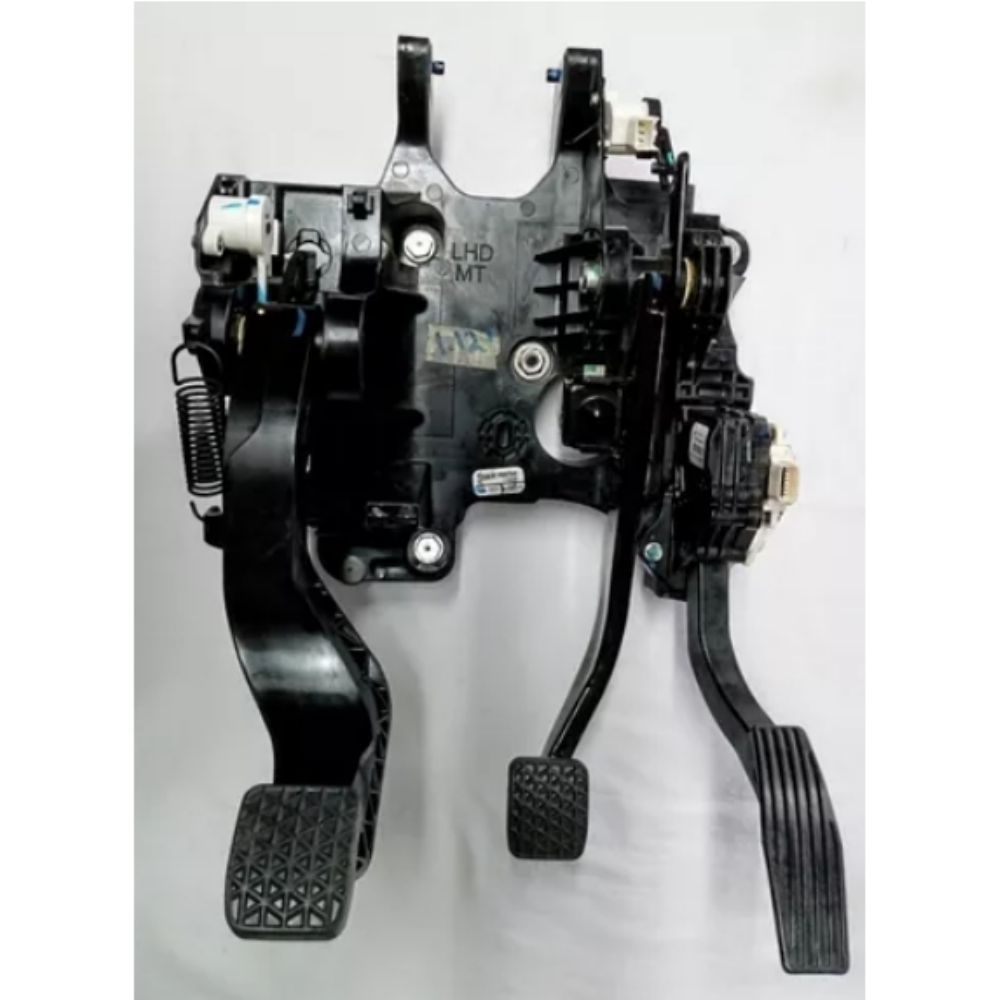 Product Code : 42344393 - Chevrolet Aveo T300 Pedal Assembly (Clutch, Brake, Gas) Complete GM Original 42344393 - 94550658