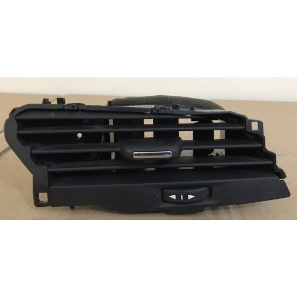 Product Code : 13384932 - Opel Corsa E Ventilation Grille Right Black GM Original 13384932 - 1840079