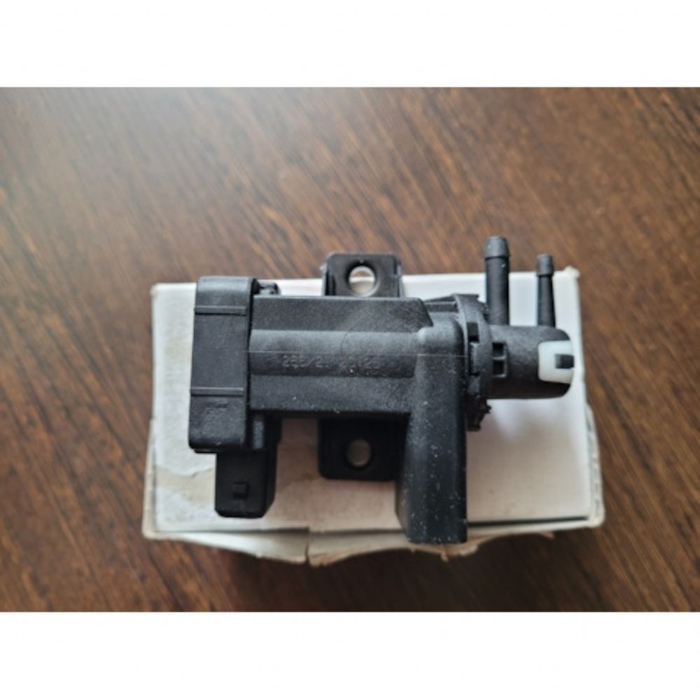 Product Code : 4802156o - Chevrolet Captiva, Opel Antara Turbo Solenoid Valve GM Original 4802156 - 25183170