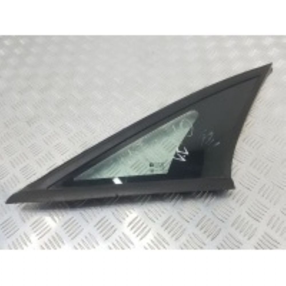 Opel Vectra C Right Rear Side Fixed Corner Glass GM Original 13137872 - 5161384