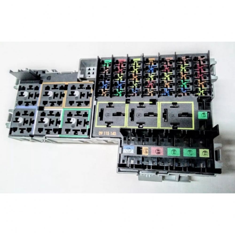 Product Code : 1238023 - Opel Corsa C Fuse Box Panel GM Original 1238023 - 9115140