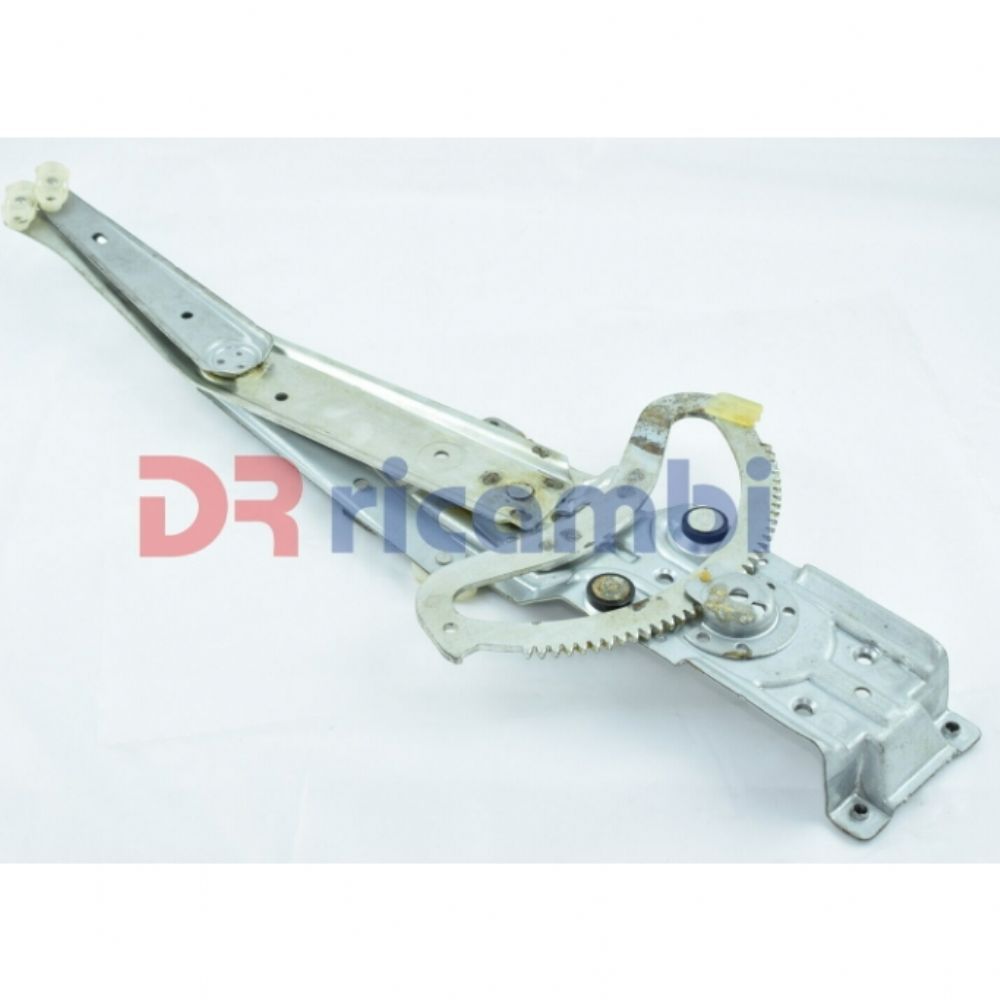 Product Code : 90444380 - Opel Corsa B Right Front Window Jack Electric Type Non-Motorised GM Genuine 90444380 - 140002