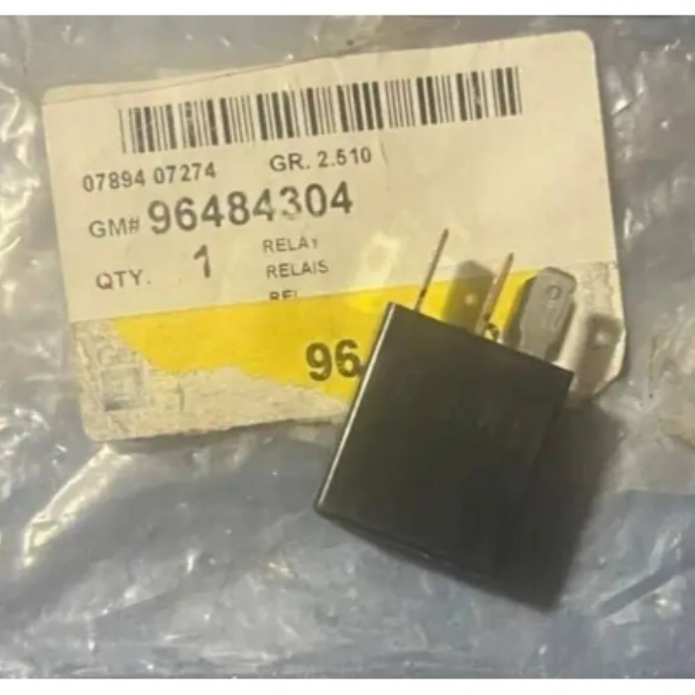 Product Code : 96484304 - Opel Antara Fuse Role Micro 4 Plug GM Original 96484304 - 4808154