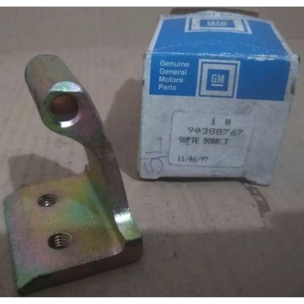 Product Code : 132357 - Rear Boot Lid Hinge Opel Corsa B, Tigra A GM Genuine 132357 - 90388767