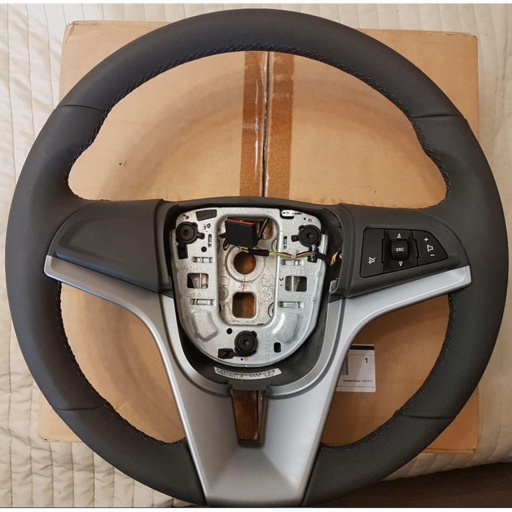 Product Code : 95227505 - Chevrolet Cruze Steering Wheel Complete Leather GM Genuine 95227505