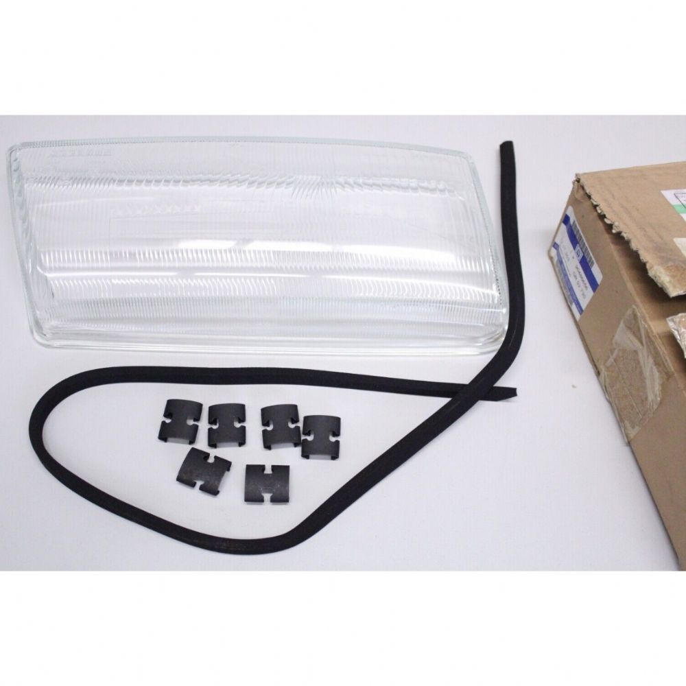 Product Code : 1217353 - Opel Vectra A Right Front Headlamp Glass Carello GM Genuine 1217353 - 90486656