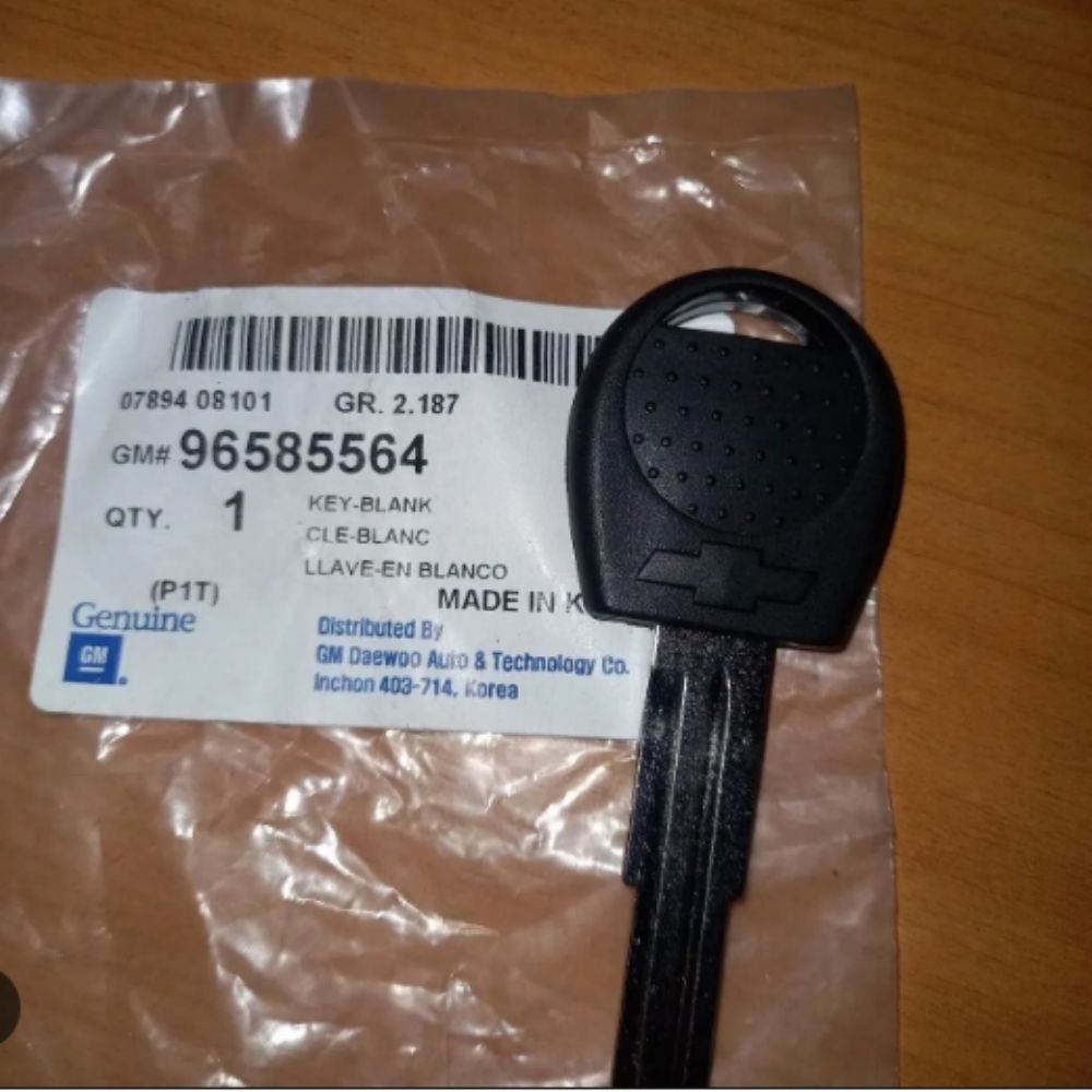 Product Code : 96585564 - Chevrolet Aveo Ignition Switch Remote Control Free Type 2009 Model GM Genuine 96585564