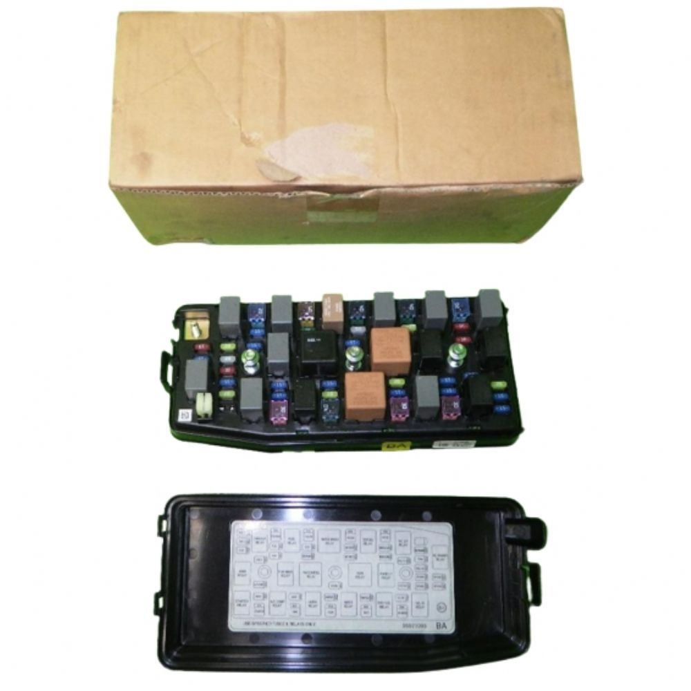 Product Code : 95037412 - Opel Antara, Chevrolet Captiva C100 Fuse Box GM Genuine 95037412 - 4818917