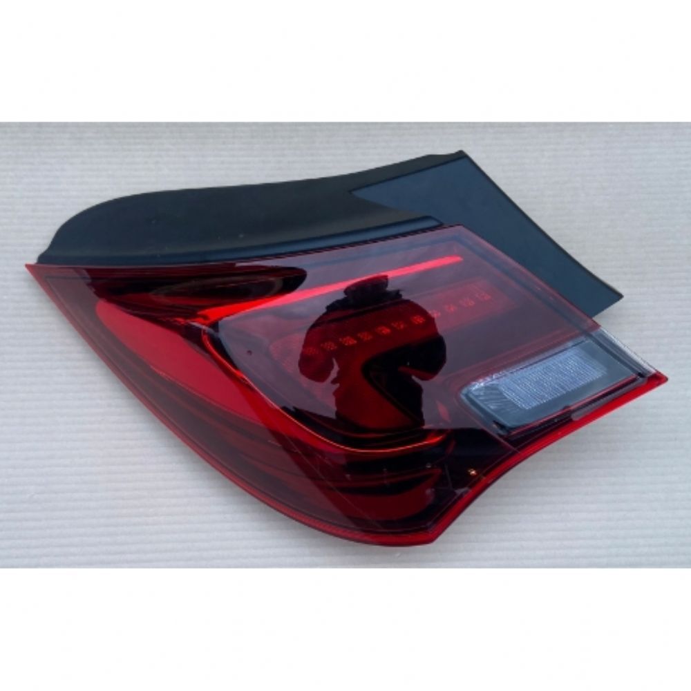 Product Code : 13386257 - Opel Astra J Right Exterior Stop 3 DOOR LED STOP LAMP FOR GM Genuine 13386257 - 1222294