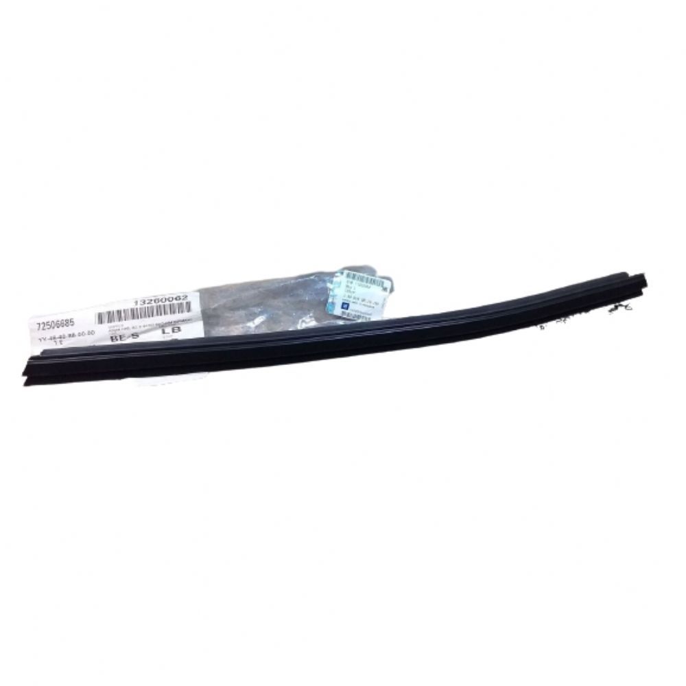 Product Code : 13260063 - Opel Astra J Right Rear Door Glass Edge Seal GM Original 13260062 - 154014