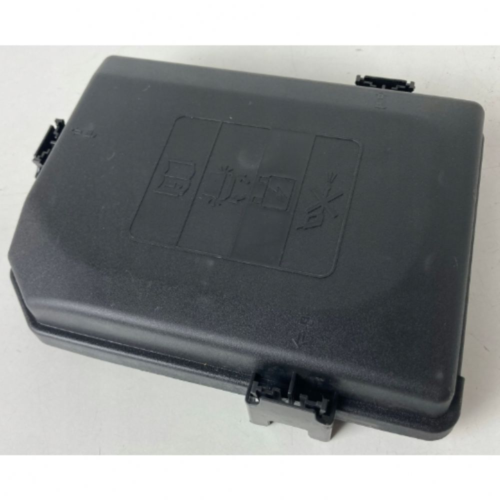 Product Code : 39019198Ç - Opel Astra K Fuse Box Cover Engine Compartment (Ex Part) GM Genuine 39019198