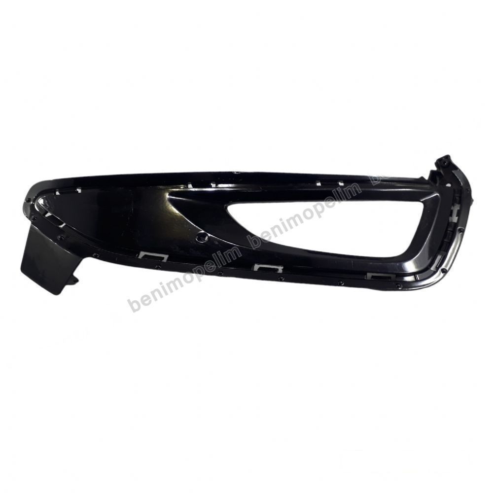 Product Code : 86526-D7110 - Hyundai Tucson Fog Lamp Cover Right Original (Right Out) 86526-D7110