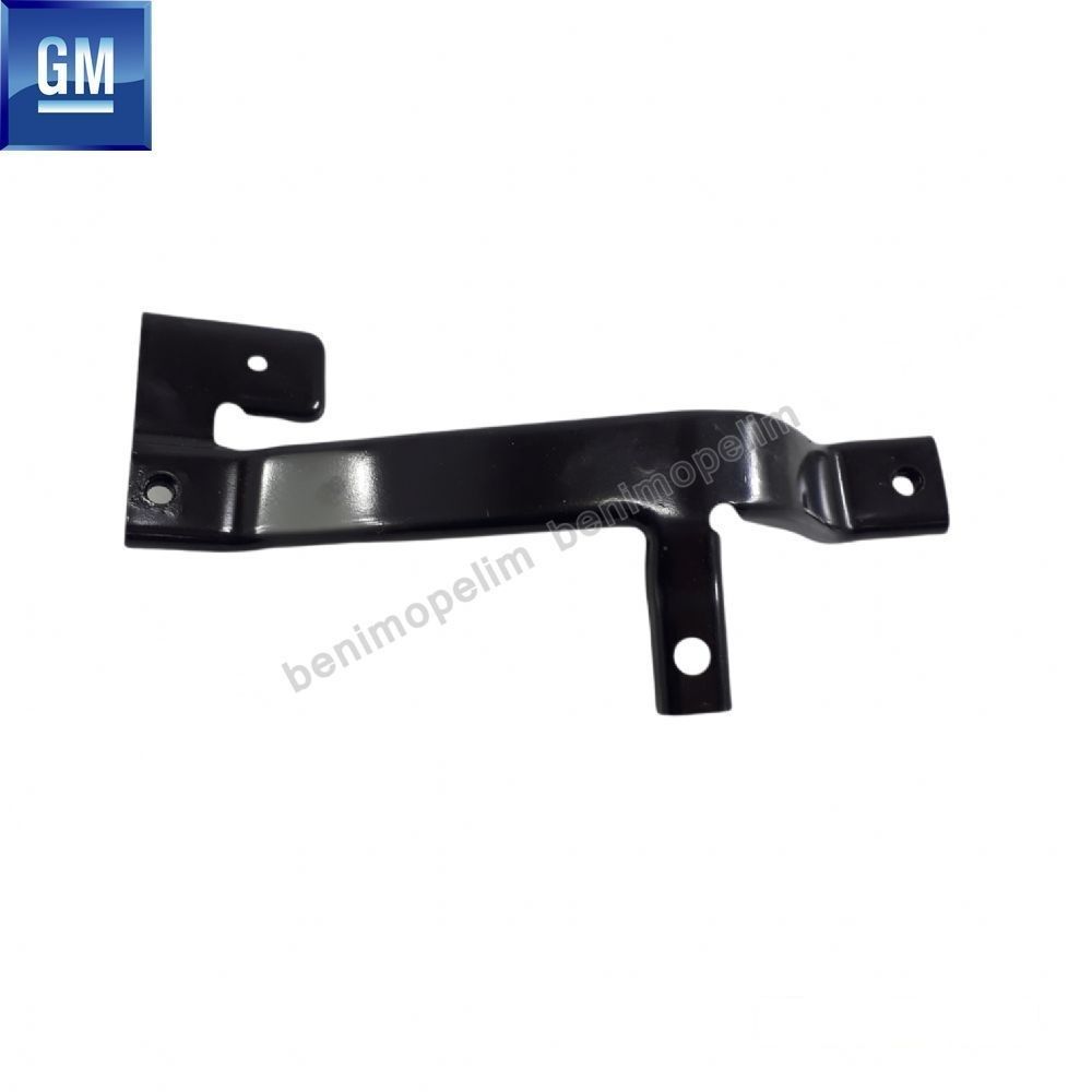 Product Code : 39086905 - Opel Astra K Right Front Centre Carrier Trivet GM Genuine 39086905