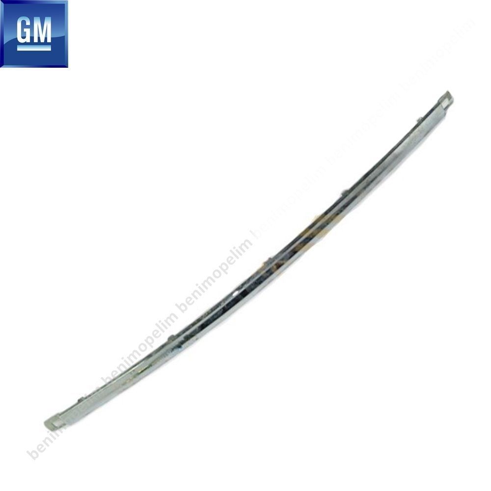 Product Code : 13368079 - Opel Astra J HB Rear Bumper Centre Nickel Trim Three Feet Broken GM Original 13368079 - 1409007