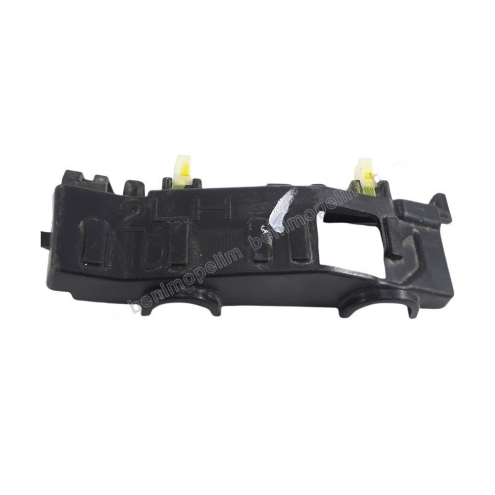 Product Code : 86515-D7000 - Hyundai Tucson Left Front Bumper Bracket Original 86515-D7000