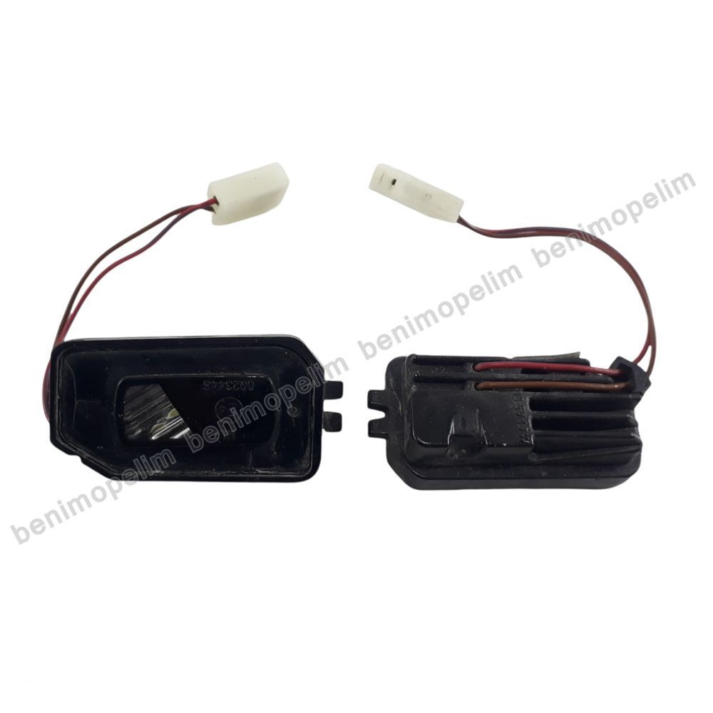 Product Code : A0999063002 - Mercedes Benz W205 Door Bottom Lamp Right Left Set Original A0999063002