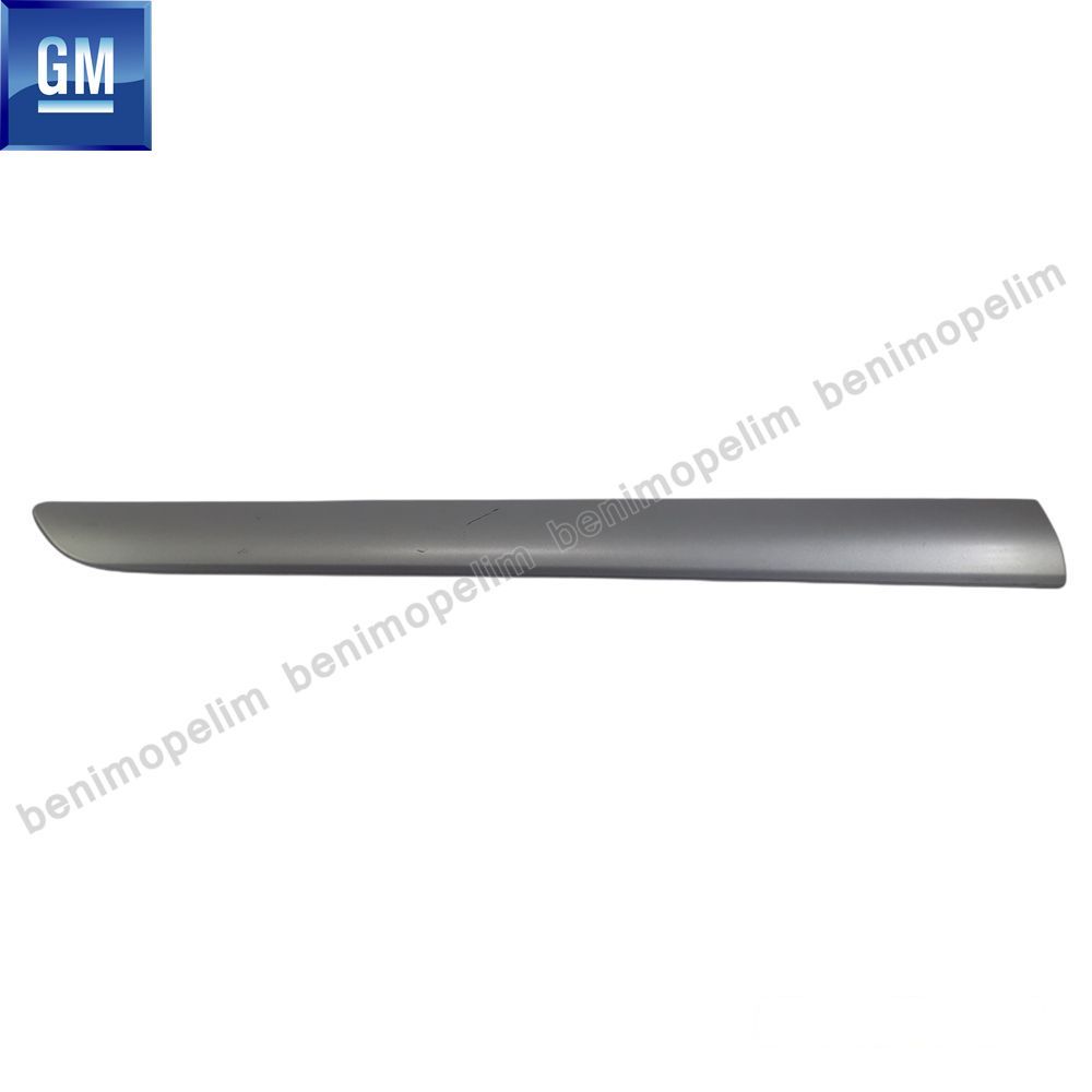 Product Code : 13121847 - Opel Astra H Left Front Door Interior Decor Strip Grey GM Original 13121847 - 9269426