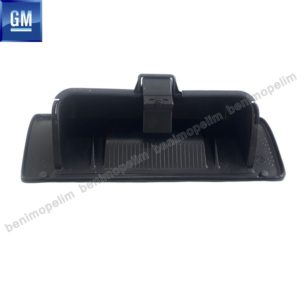 Product Code : 4500527 - Opel Movano A, Renault Master Ashtray Complete In Torpedo GM Original 4500527 - 9160827