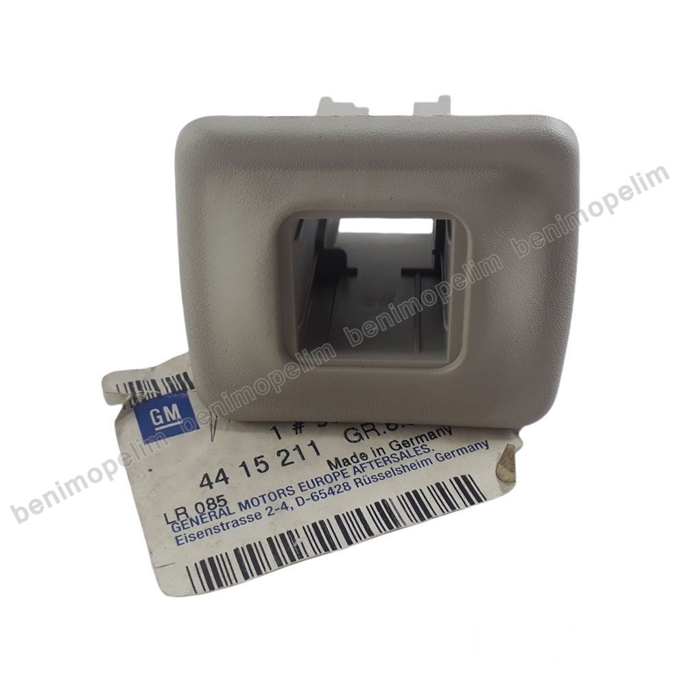 Product Code : 4415211 - Opel Vivaro A, Renault Trafic Air Conditioner Control Cover Rear GM Genuine 4415211 - 93852577 - 93852577