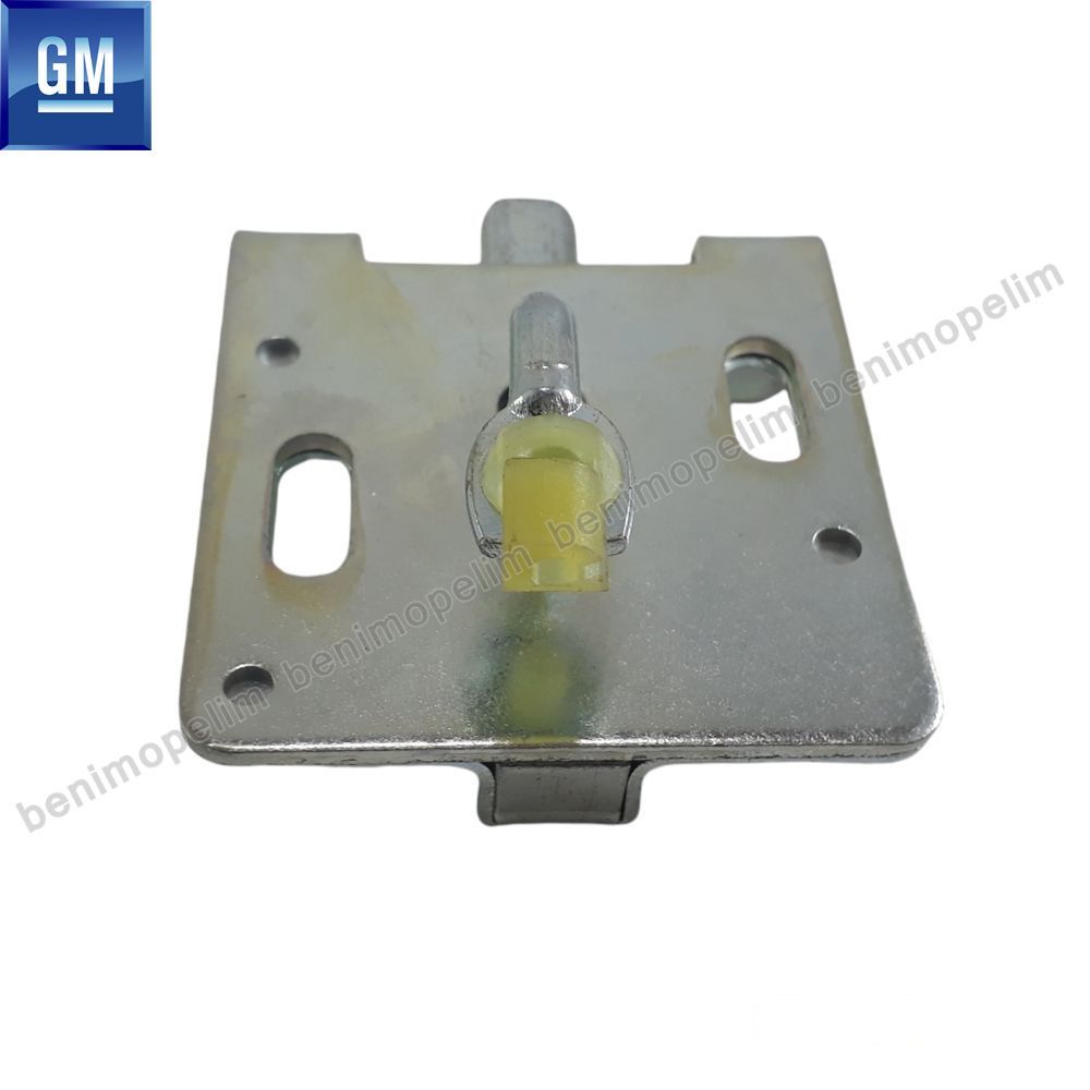 Product Code : 135309 - Opel Corsa B Left Rear Door Latch GM Genuine 135309 - 24414671