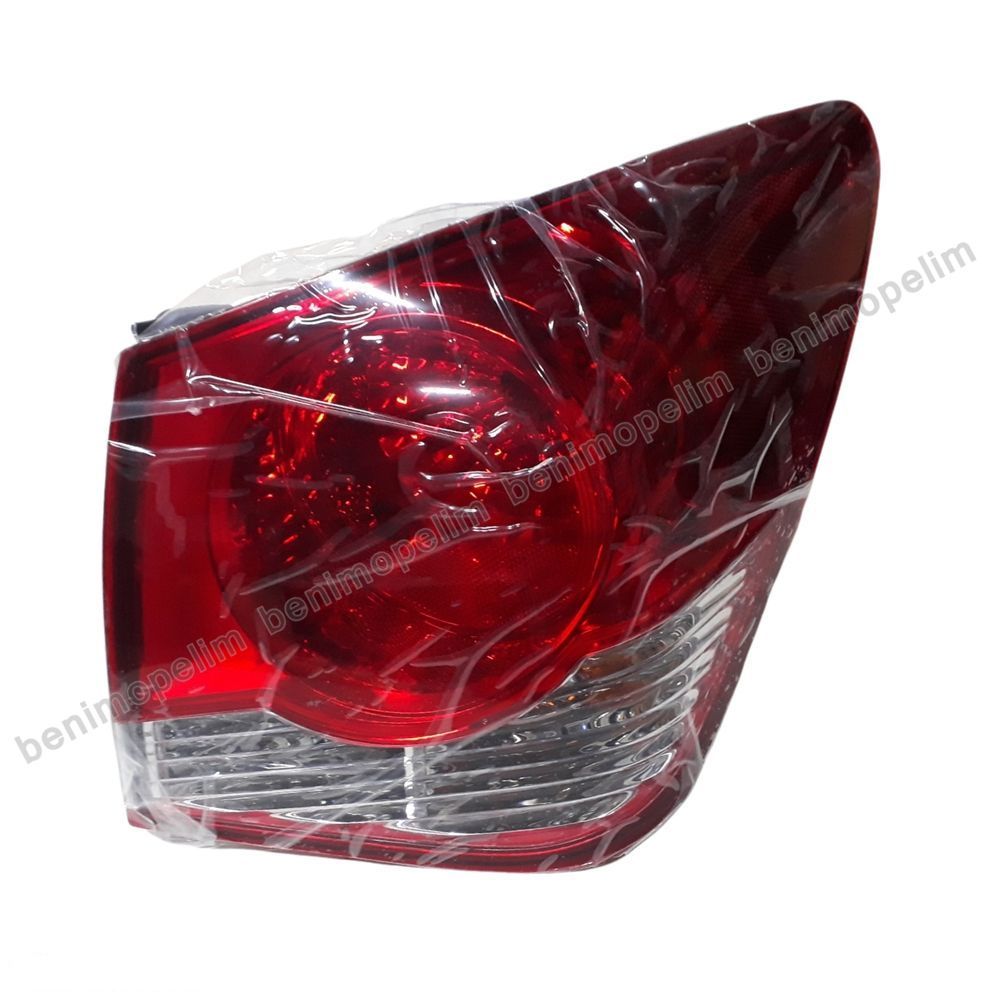 Chevrolet Cruze Sedan Right Exterior Stop Lamp Red