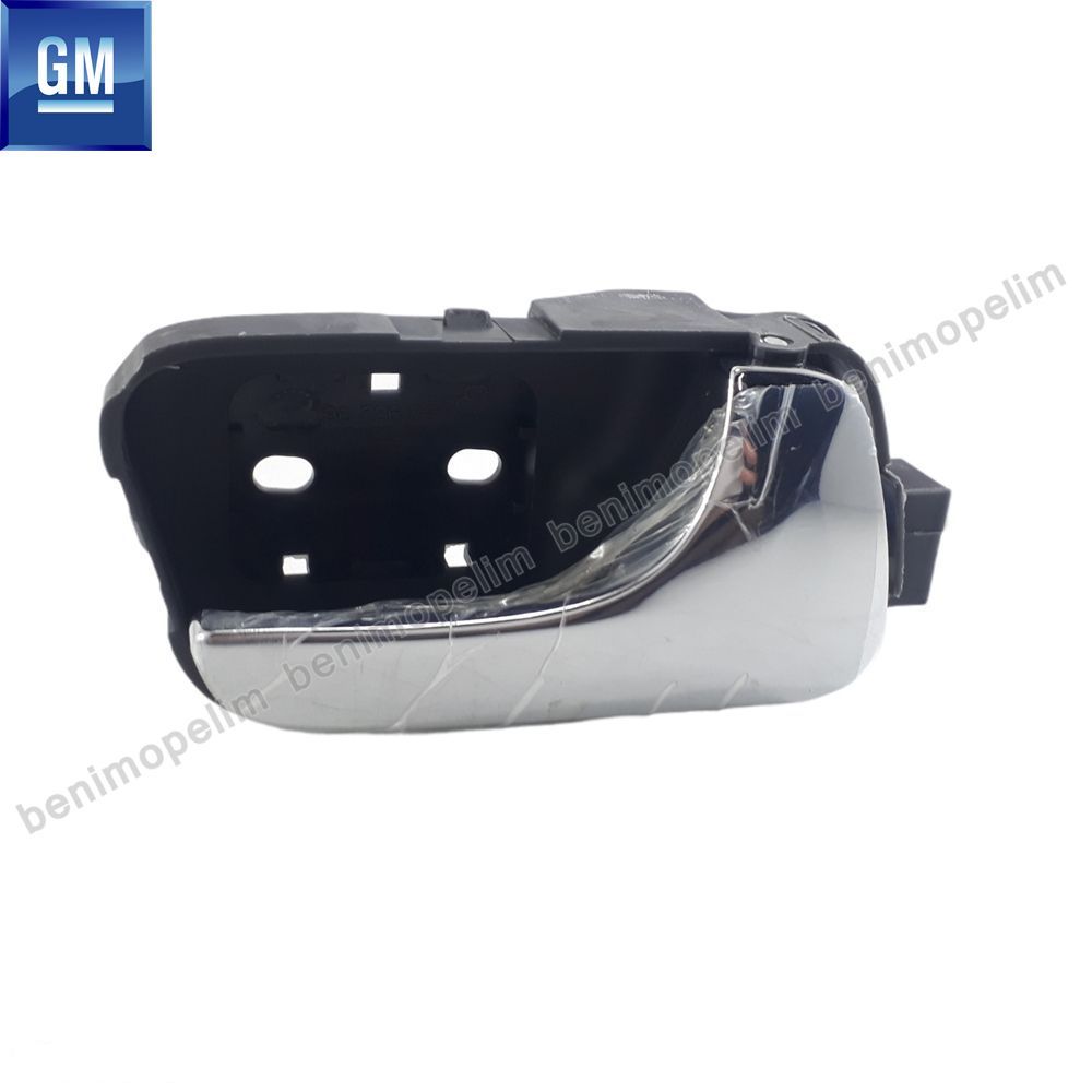 Chevrolet Evanda Right Door Interior Opening Handle GM Genuine 96326842