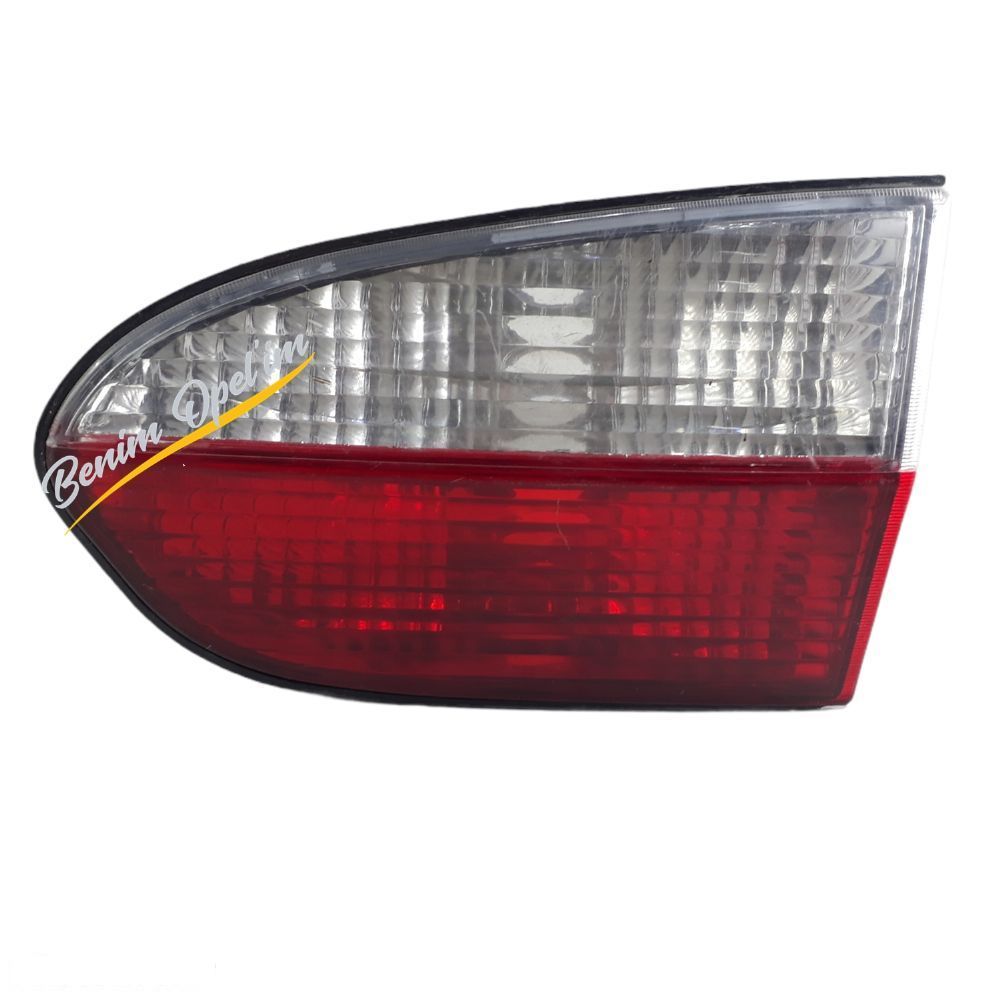 Product Code : 924064A500 - Hyundai Starex Right Inner Stop Lamp 2006, 2008 (Product Has Scratches) 1st Class Quality 924064A500