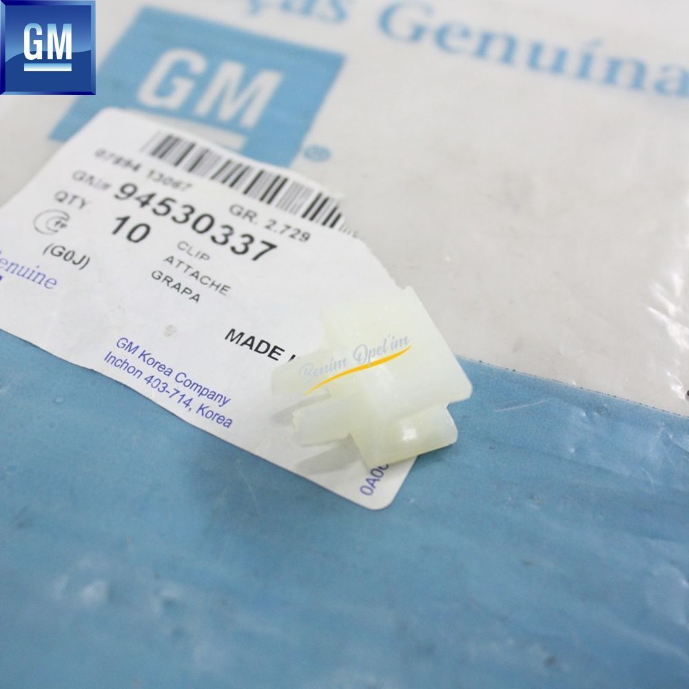 Chevrolet Lacetti Headlight Clip Square GM Genuine 94530337