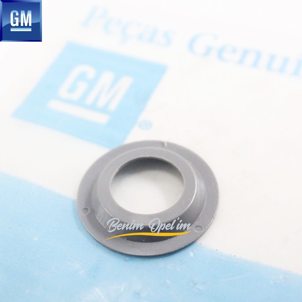 Product Code : 142614 - Opel Vectra A Window Lift Handle Lower Badge Grey GM Genuine 142614 - 90308946