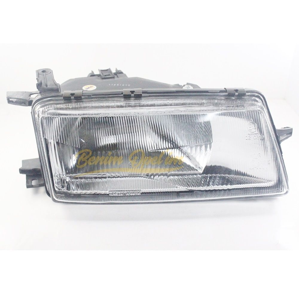 Opel Vectra A Right Headlamp Complete (1 Foot Repair) 88, 92 1st Class Quality 1216377