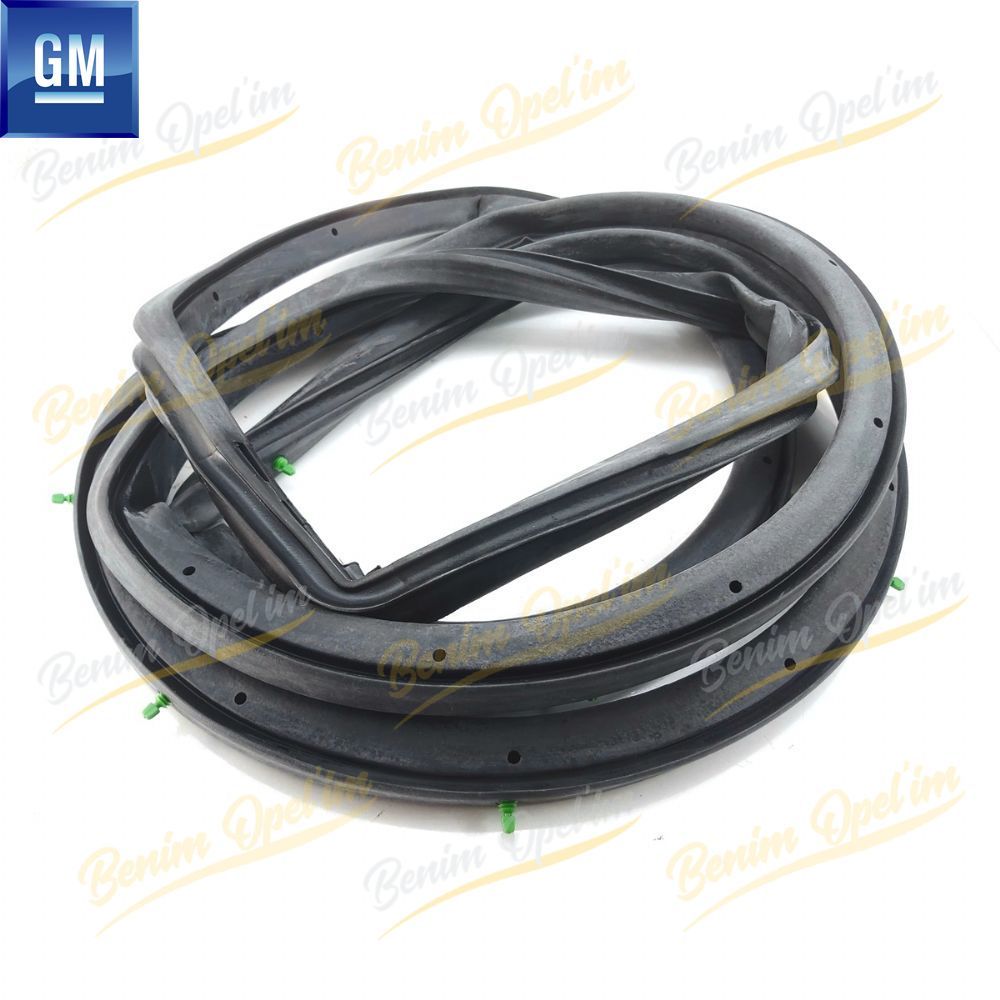 Opel Frontera A Right Rear Door Case Seal GM Original 91142142 - 157368