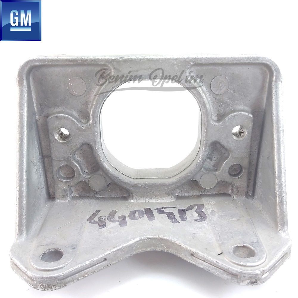 Product Code : 4401513 - Opel Movano A, Renault Master Left Engine Bracket 1.9/2.2/2.5/2.8 GM Original 4401513 - 9109513