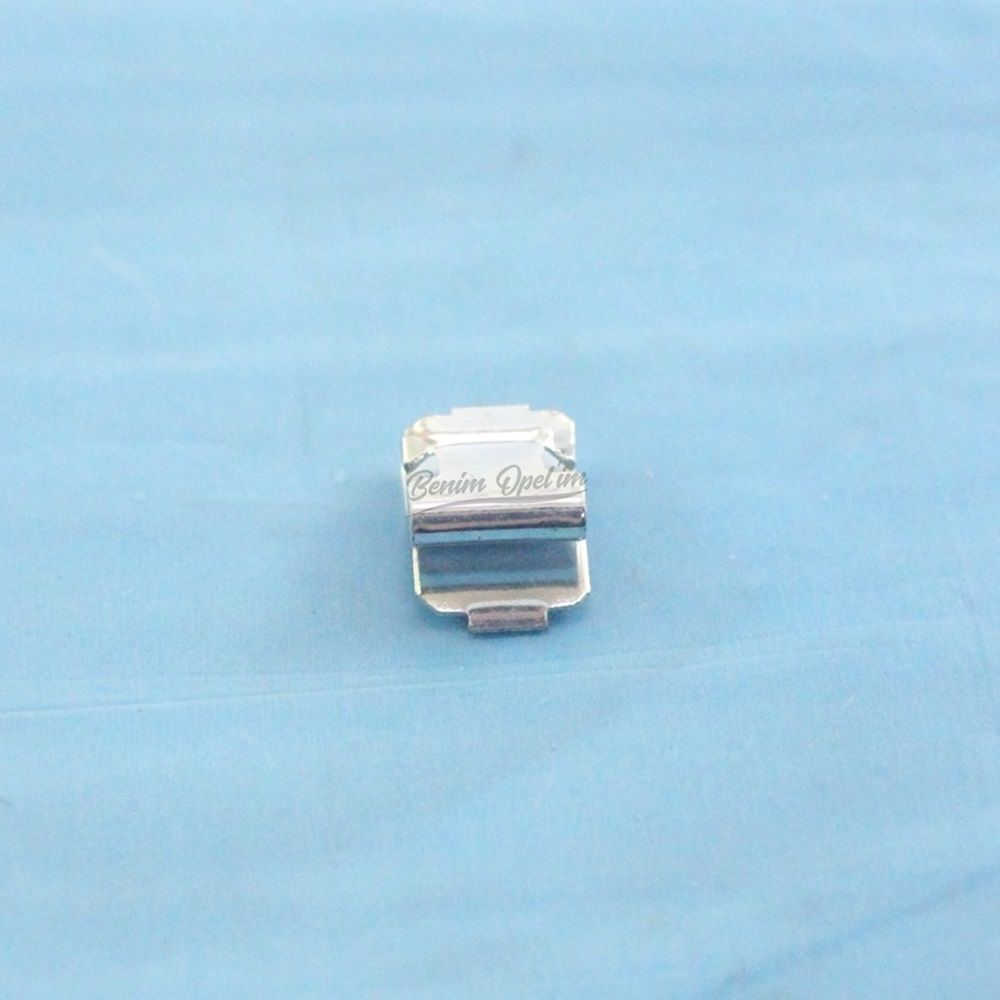 Window Seal Clip Opel Astra F, Corsa A B, Tigra A, Meriva B, Vectra A B C GM Genuine 148541 - 8944952