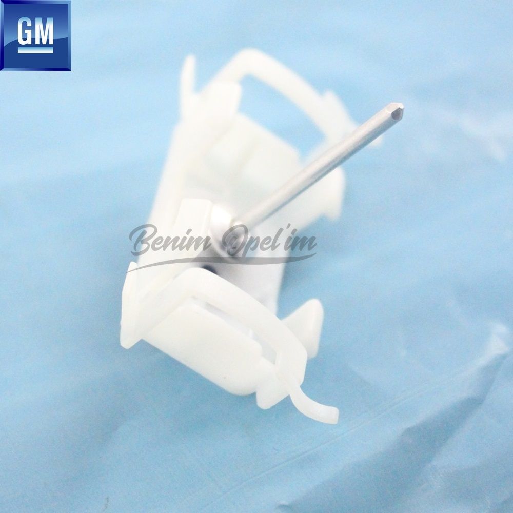 Product Code : 95181785 - Chevrolet Cruze Roof Moulding Holder Clip GM Genuine 95181785