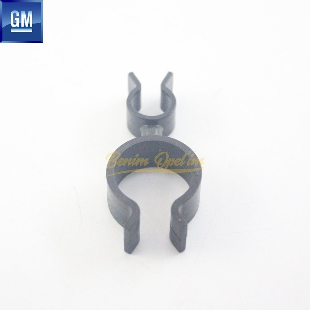 Product Code : 824305 - Opel Fuel Pipe Vaporising Clip GM Genuine 824305 - 90278906