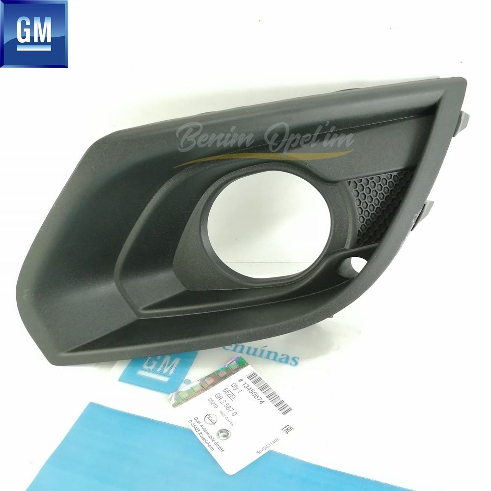 Opel Corsa E Foggy Front Bumper Right Fog Headlamp Cover Black GM Original 13450674 - 1223306