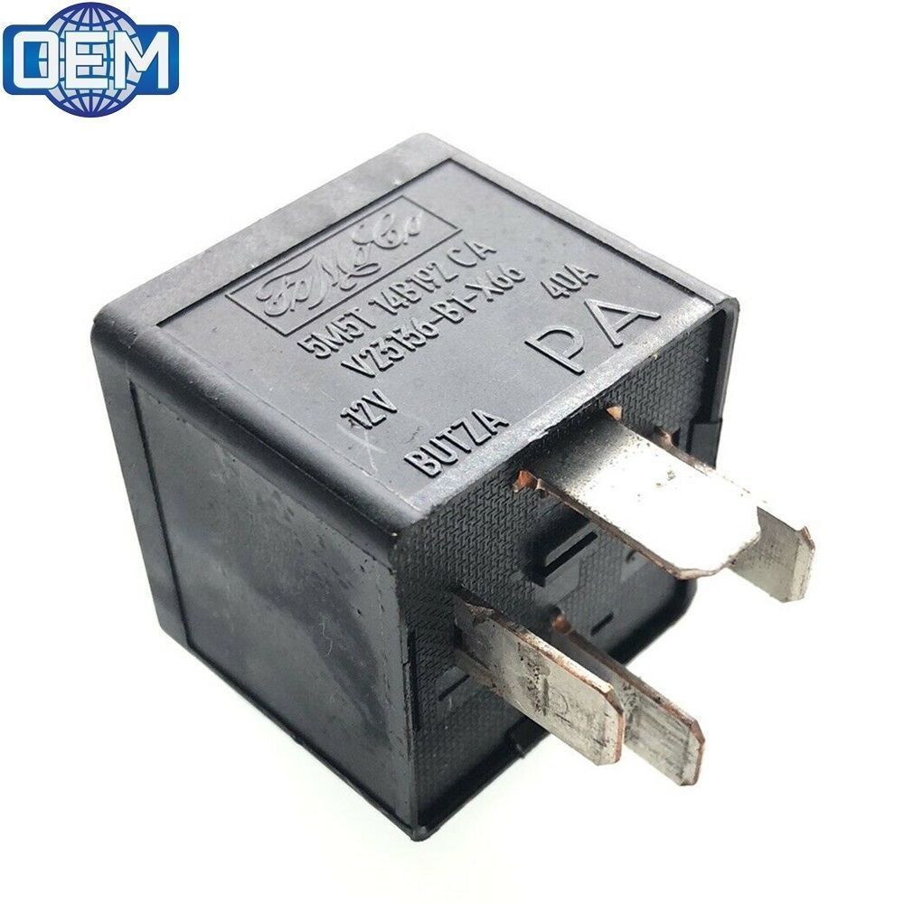 Product Code : 5M5T14B192CA - Ford Jaguar Fomoco Multipurpose Flasher Role Black 4 Plug 12V 40Amp. (PA) 5M5T14B192CA