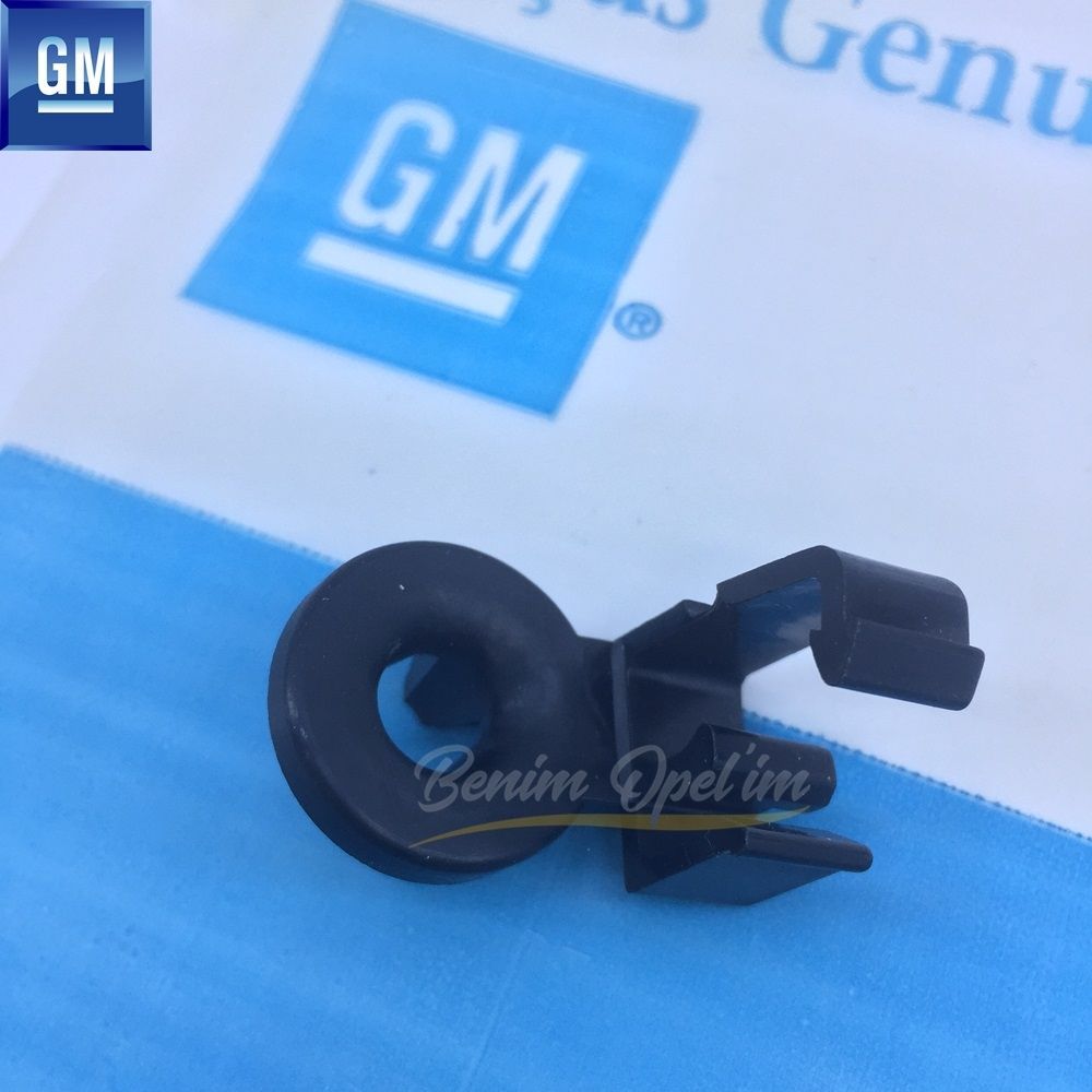 Chevrolet Rezzo U100 Engine Bonnet Fixing Clip GM Genuine 94530611