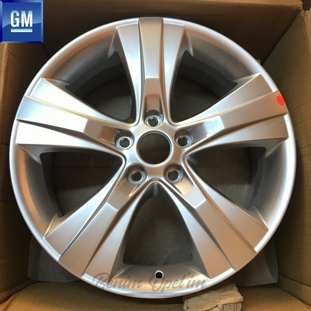 Product Code : 95107103 - Chevrolet Captiva C100 Steel Wheel Silver Grey 18X7J 18 Inch Code: Et45 1 Piece Price GM Genuine 95107103