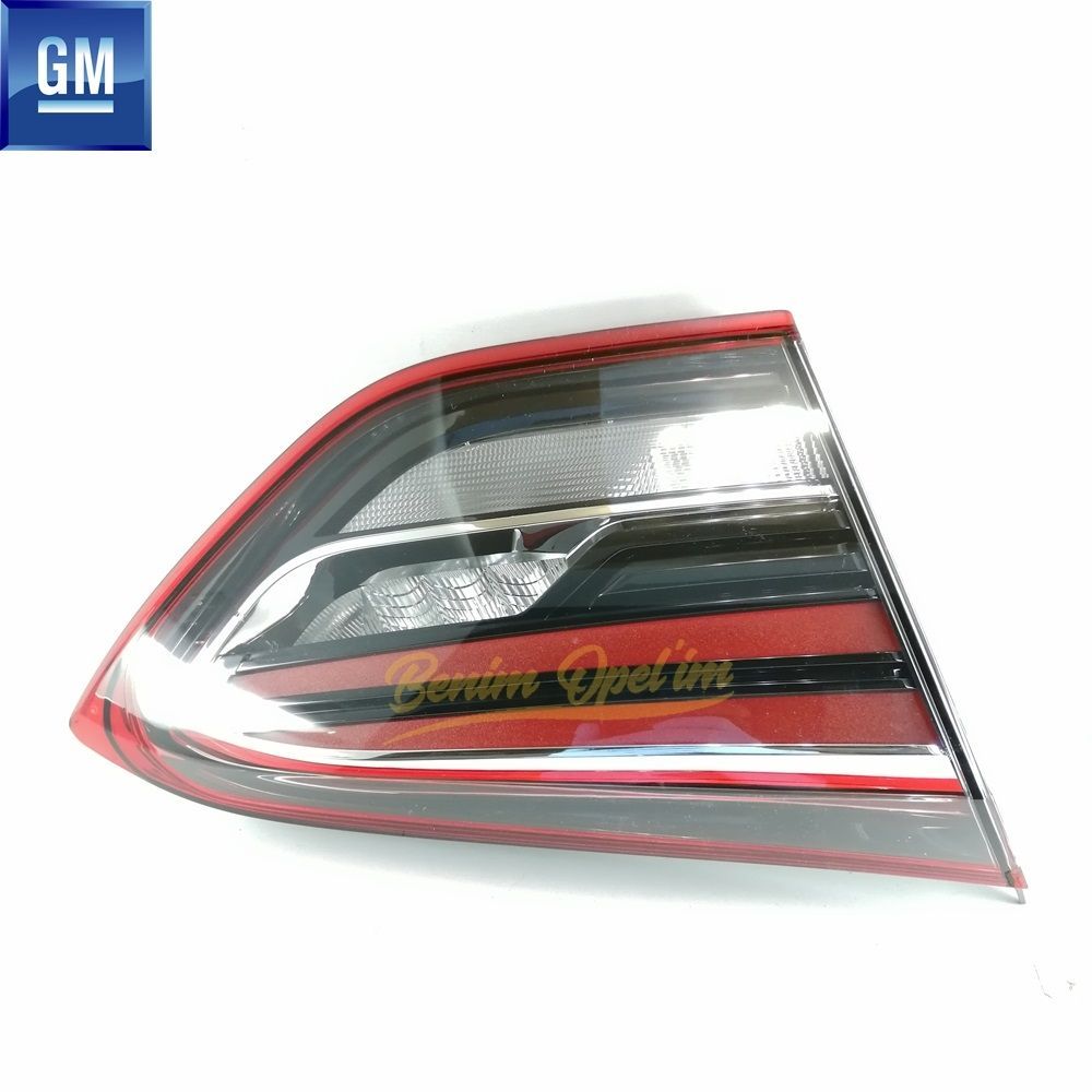 Product Code : 39137529 - Opel Crossland X Ledless Left Rear Inner Tail Light (Tailgate Brake Light) GM Original 39137529 - 13467986