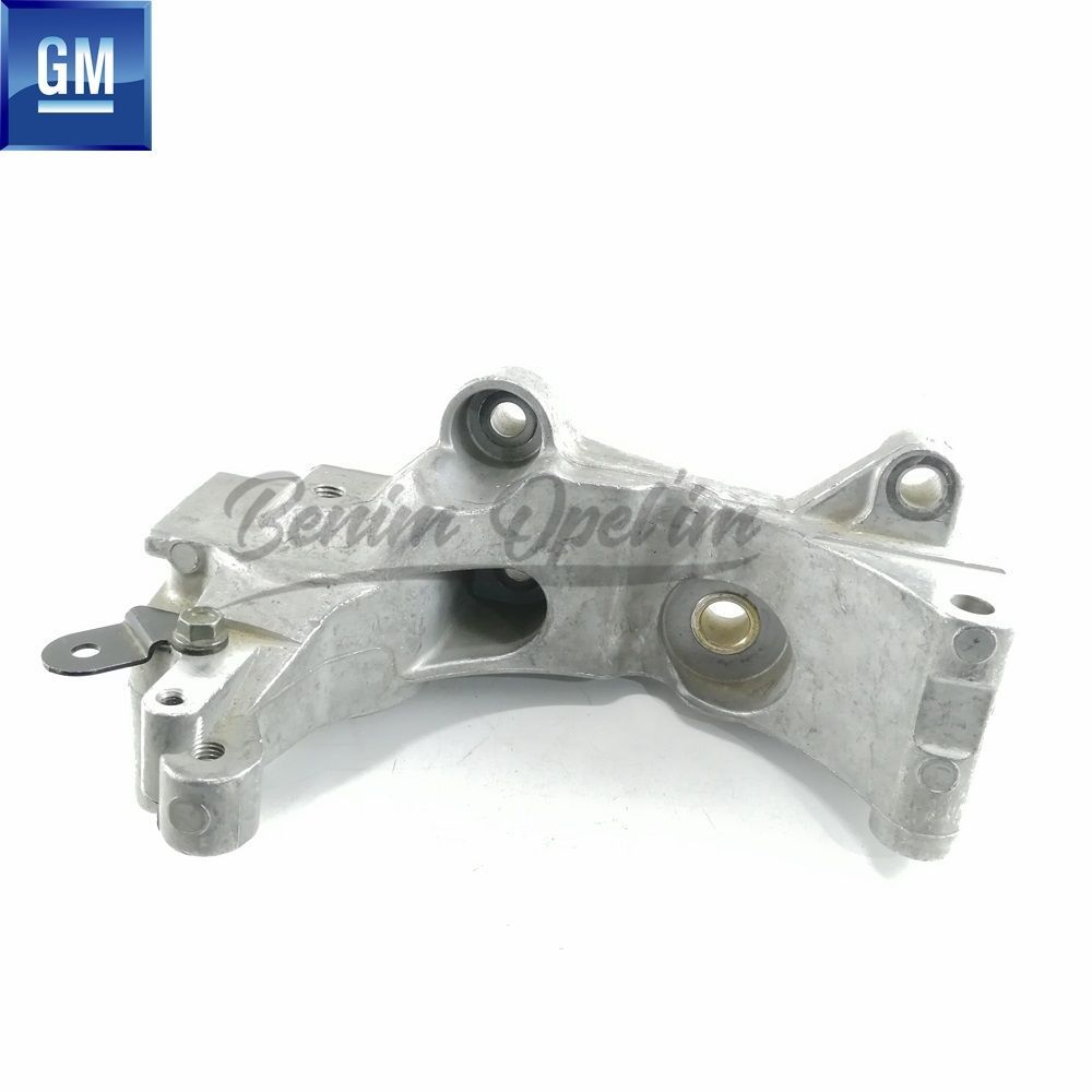 V Belt Tensioner Bracket 1.7 Diesel Opel Astra H, Corsa C, Meriva A, Combo C GM Genuine 6204217 - 97364343