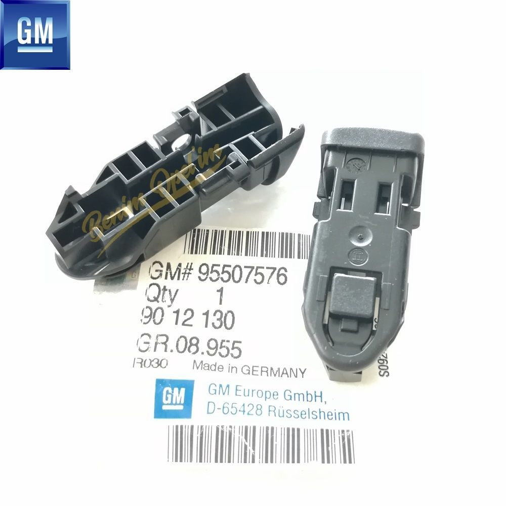 Product Code : 9012130 - Opel Astra J Wiper Fixing Clip Kit Black GM Genuine 9012130 - 95507576