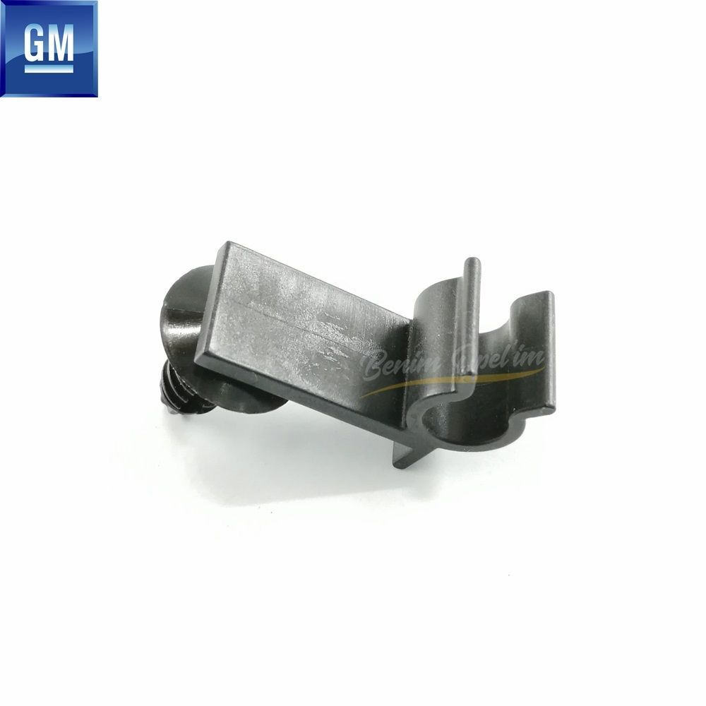 Product Code : 824674 - Single Fuel Pipe Clip Opel Astra F, Calibra, Vectra A GM Genuine 824674 - 90374225