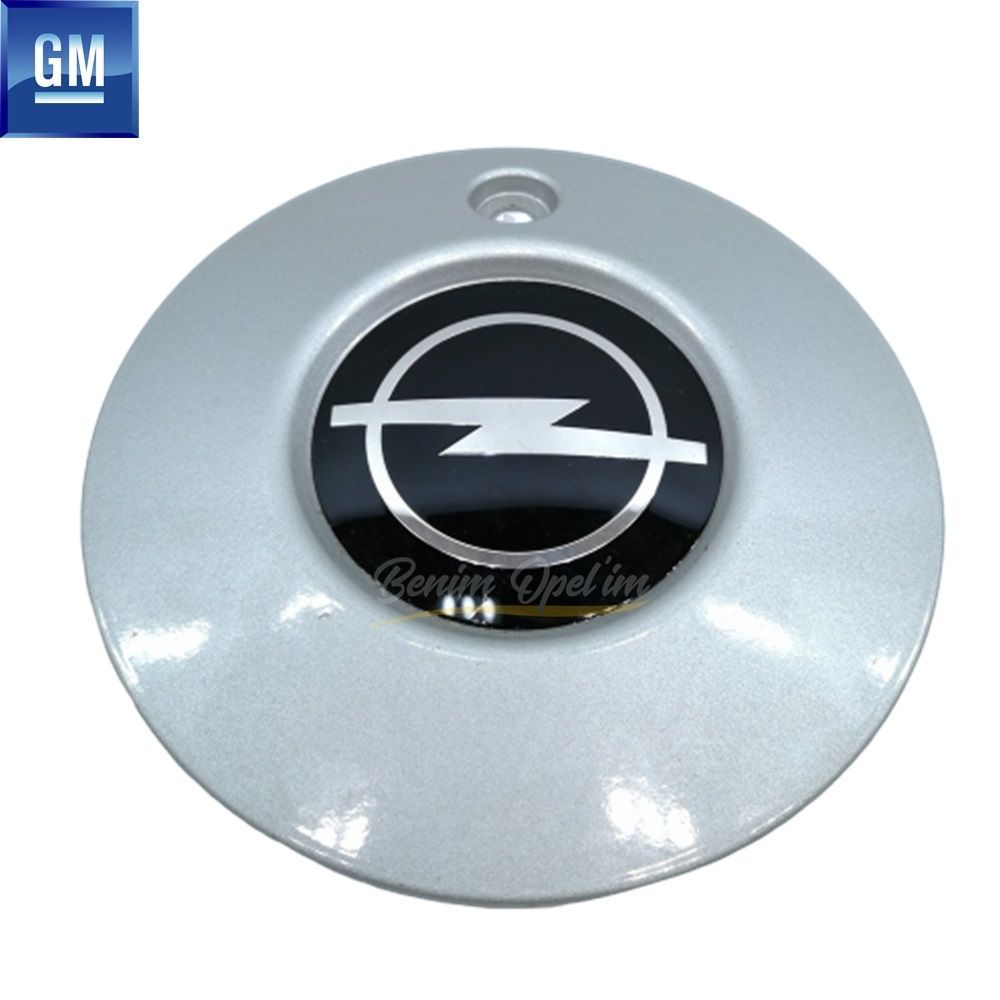 Product Code : 90510027 - Opel Omega B Wheel Hub Black Emblem Grey 1 Piece Price GM Original 90510027 - 1006788